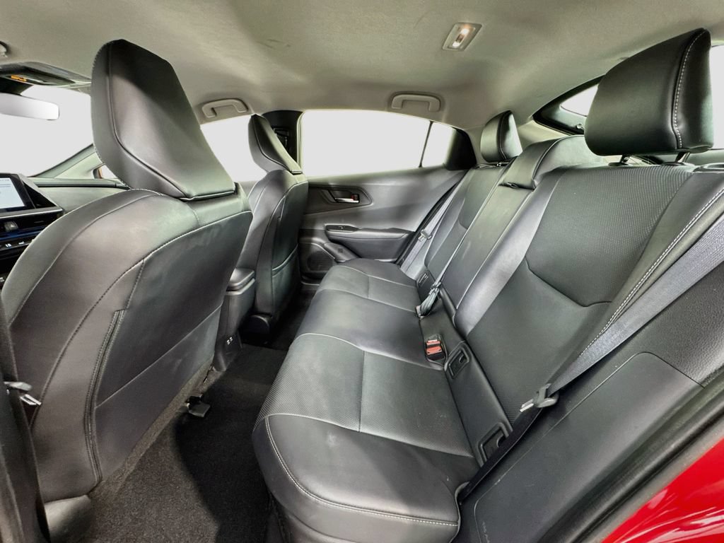 Used 2024 Toyota Prius XLE FWD image 12