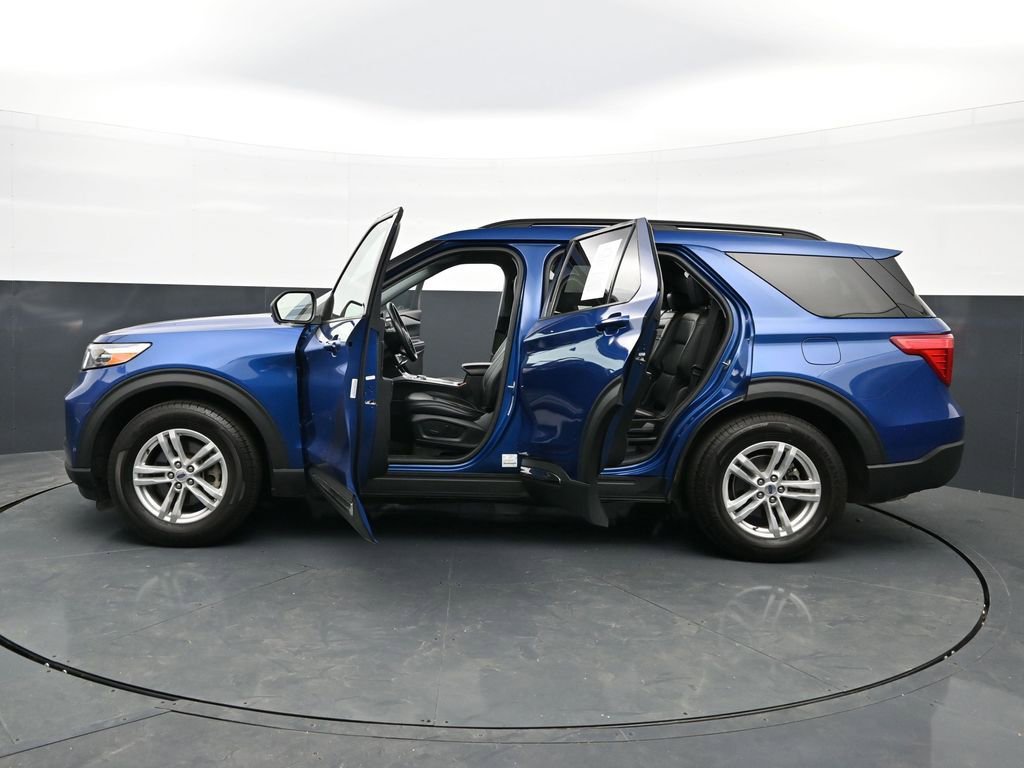 Used 2022 Ford Explorer XLT w/ Equipment Group 202A RWD image 53