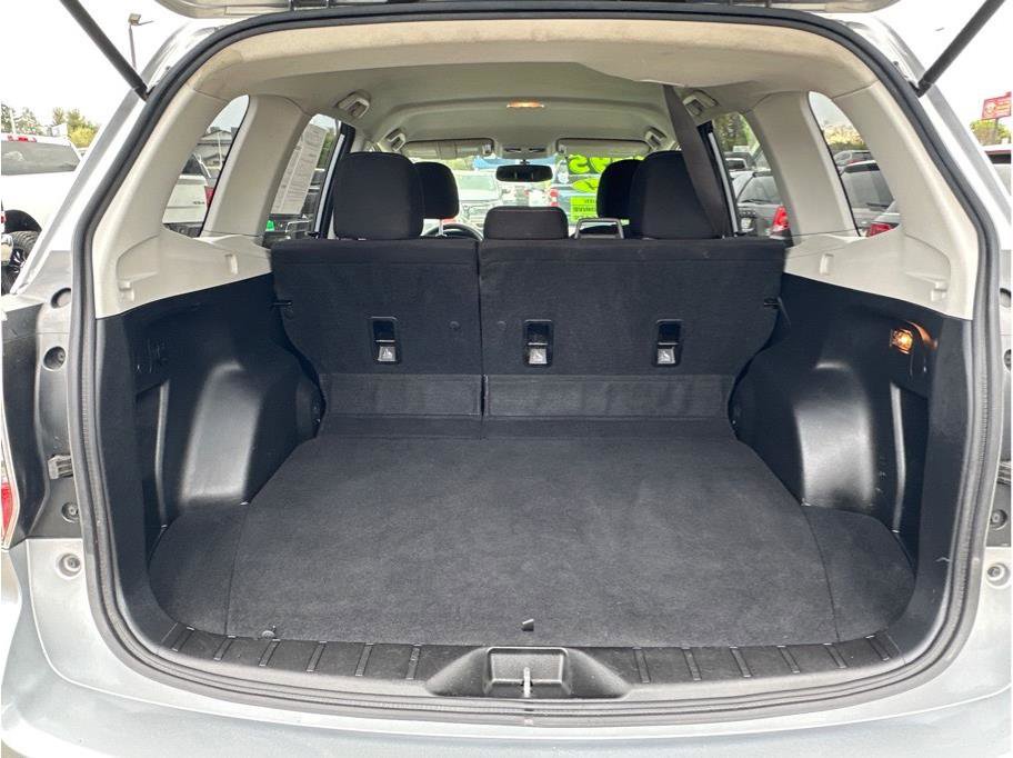 Used 2014 Subaru Forester 2.5i Premium image 7