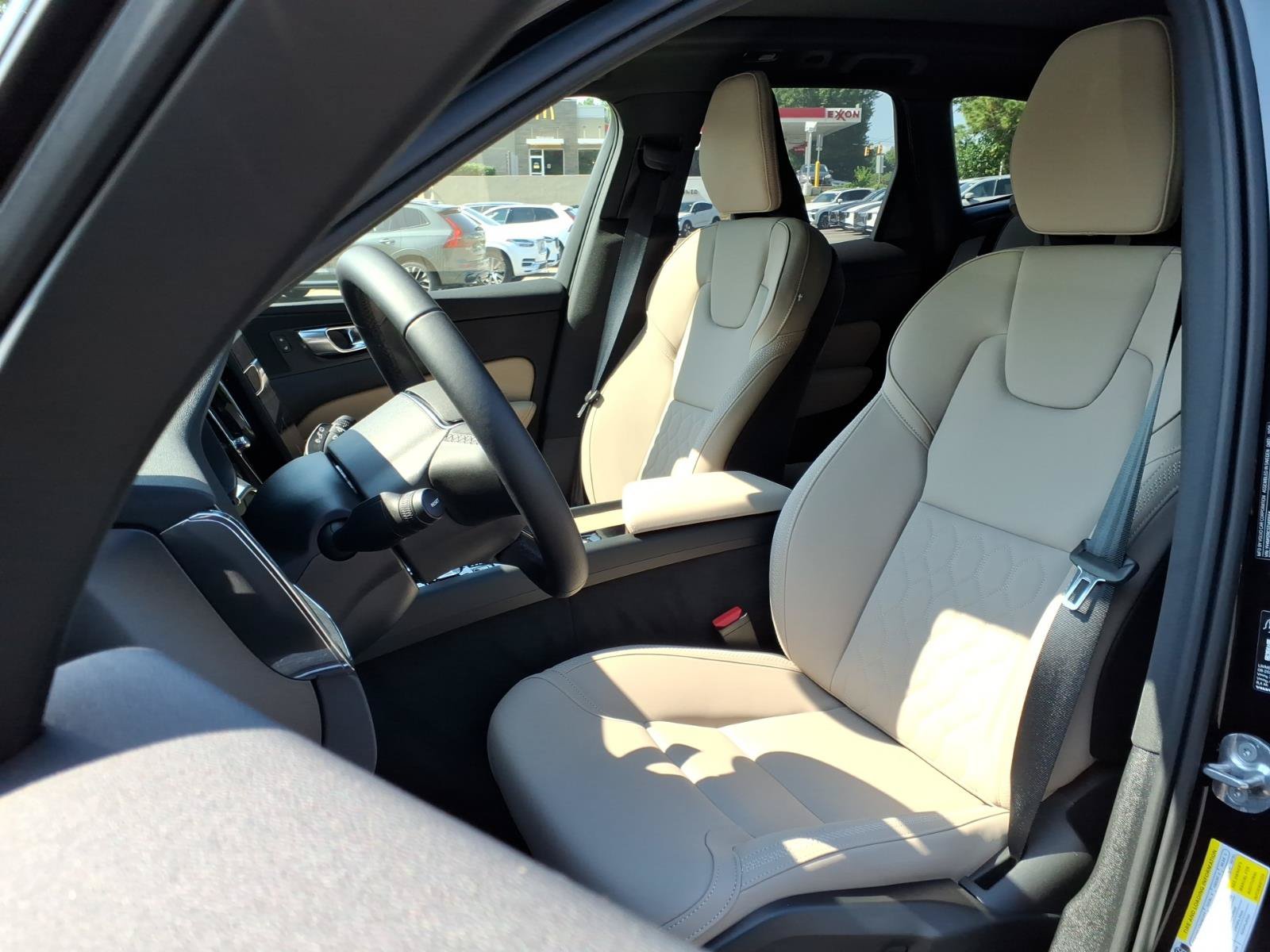New 2026 Volvo XC60 B5 Plus w/ Protection Package Premier AWD/4WD image 6