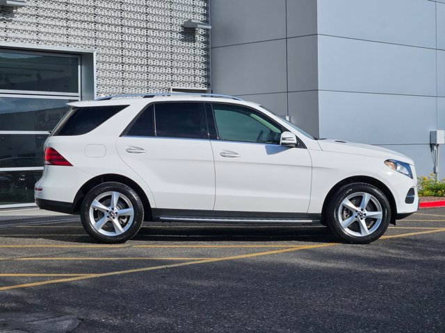 Used 2019 Mercedes-Benz GLE 400 4MATIC video 4