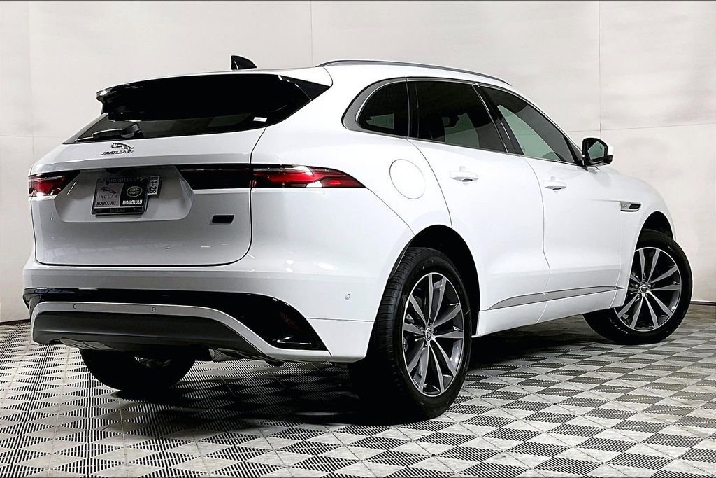 New 2026 Jaguar F-PACE R-Dynamic S image 2