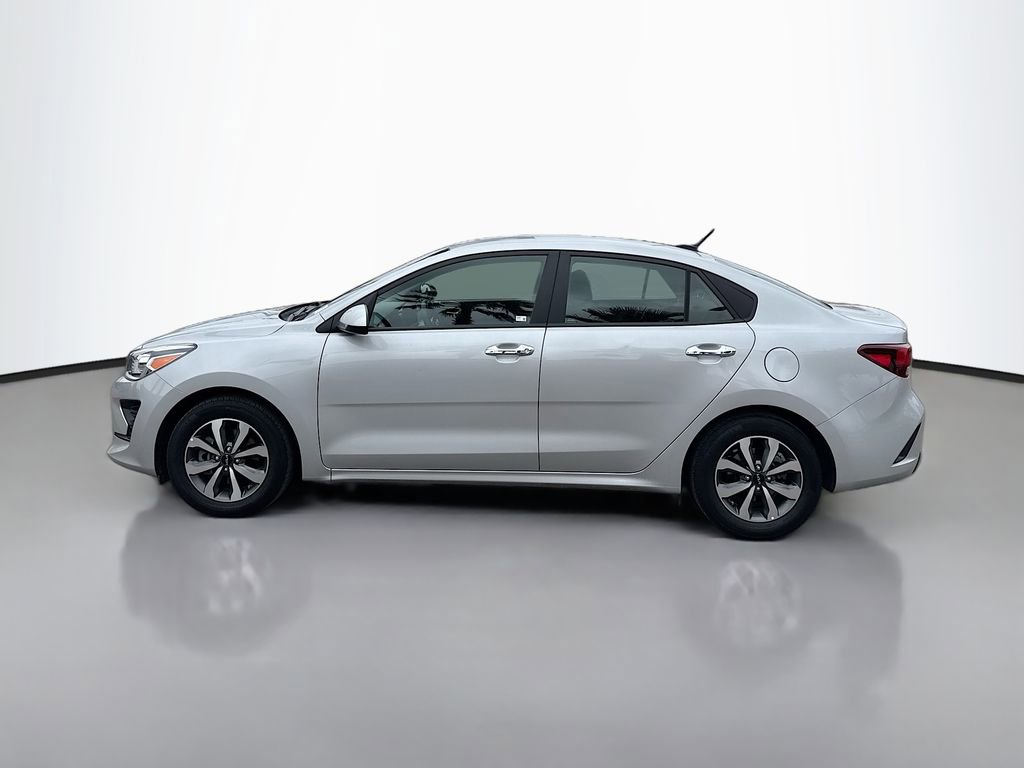 Used 2023 Kia Rio S w/ Technology Package FWD image 4
