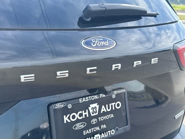 Used 2024 Ford Escape Platinum AWD/4WD image 17