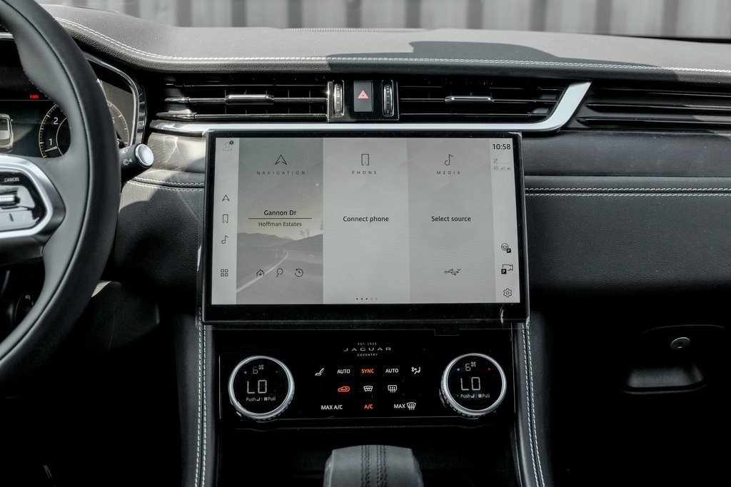 New 2026 Jaguar F-PACE R-Dynamic S image 18