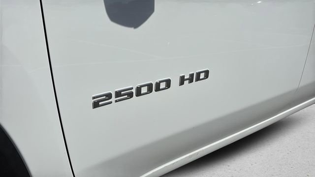 Used 2024 Chevrolet Silverado 2500 LT image 36