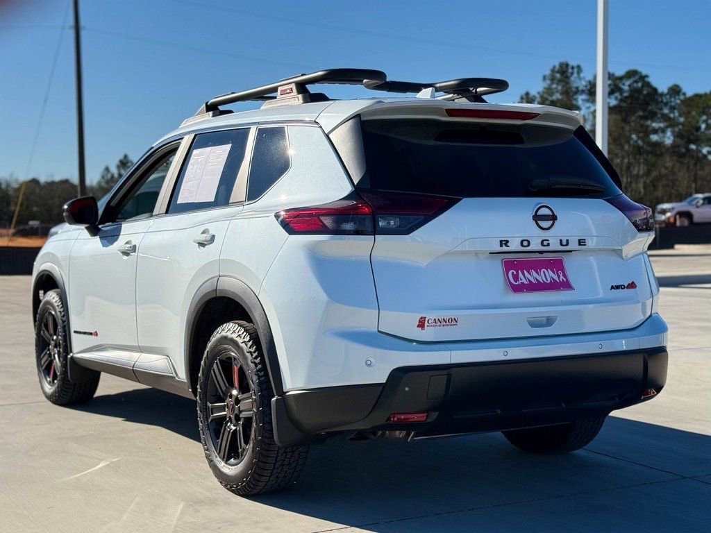 Used 2025 Nissan Rogue SV w/ Rock Creek Premium Package image 6