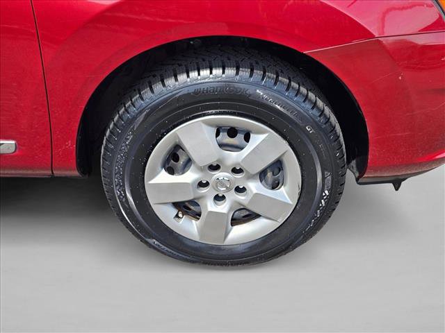 Used 2015 Nissan Rogue S w/ Convenience Package AWD/4WD image 9