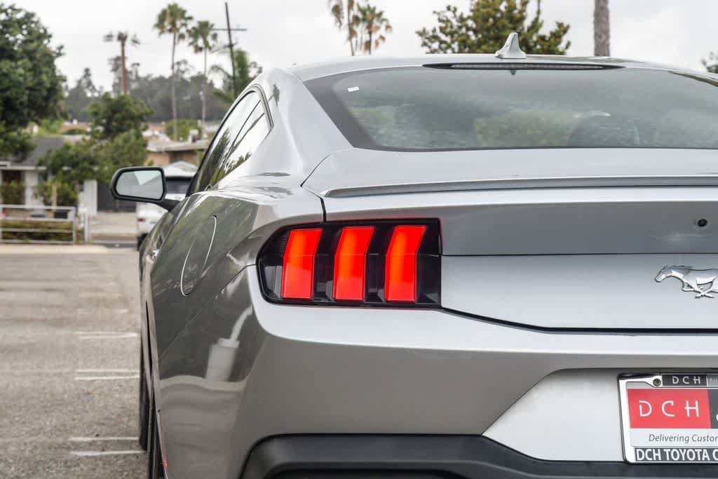 Used 2024 Ford Mustang Premium RWD image 6