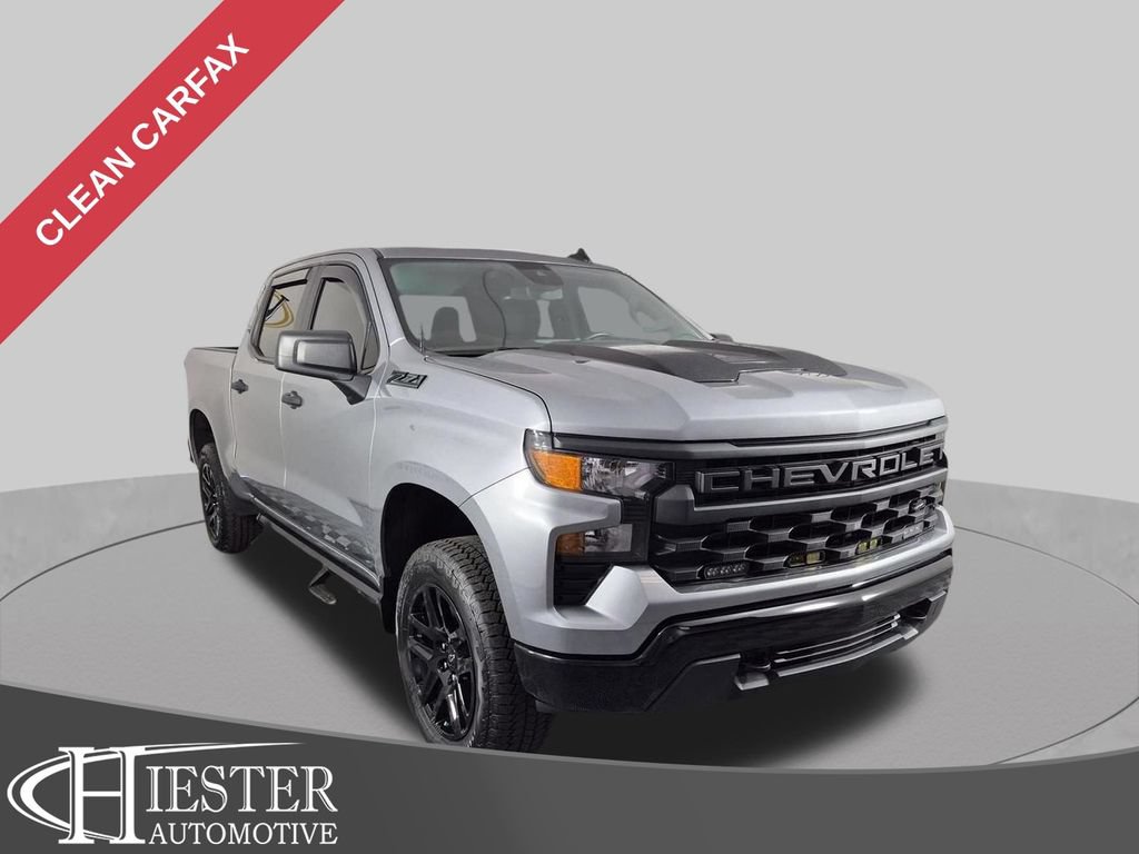 Used 2026 Chevrolet Silverado 1500 Custom Trail Boss w/ Dark Appearance Package AWD/4WD image 1