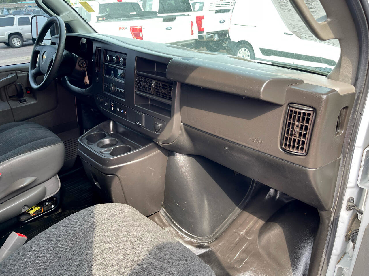 Used 2020 Chevrolet Express 2500 w/ Driver Convenience Package image 19