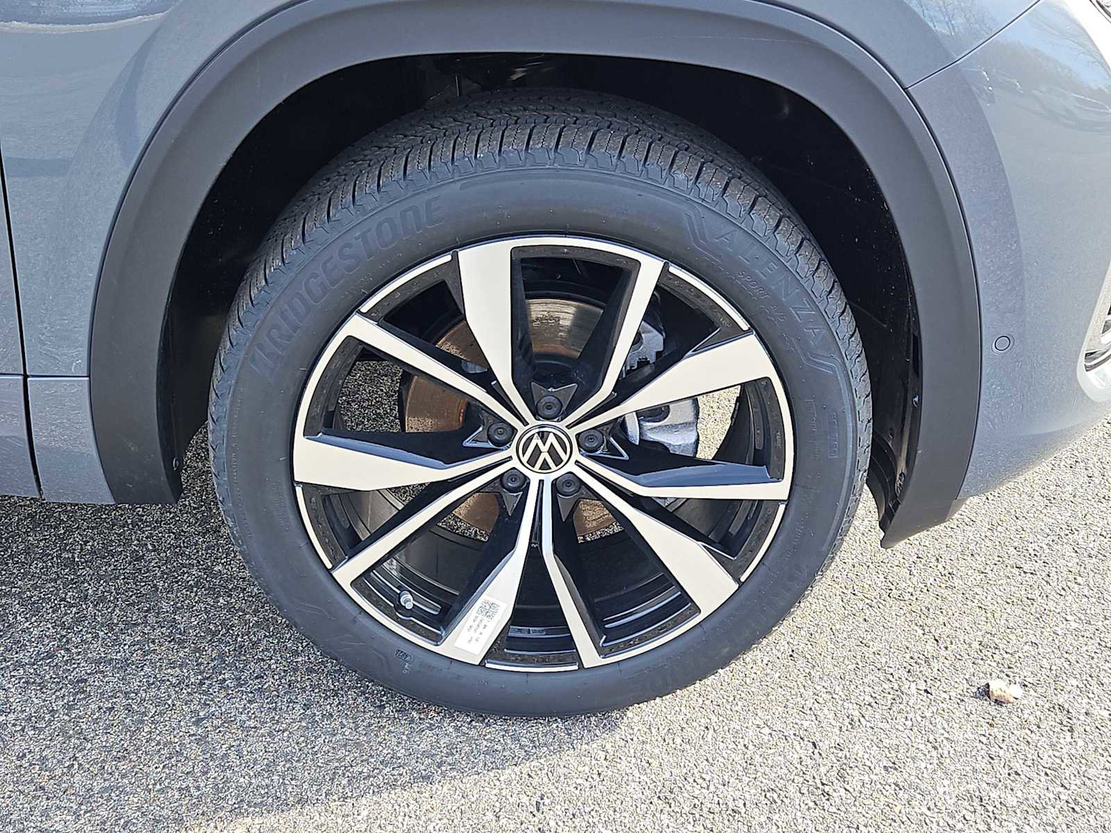 New 2026 Volkswagen Atlas SEL Premium R-Line AWD/4WD image 3