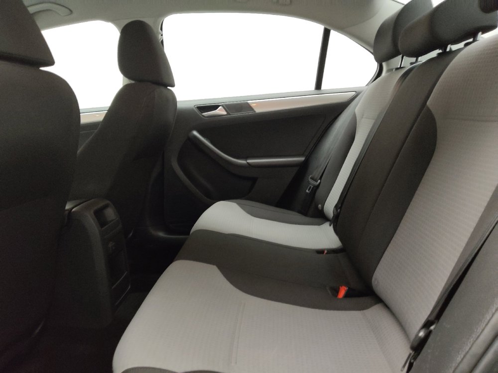 Used 2018 Volkswagen Jetta S image 18