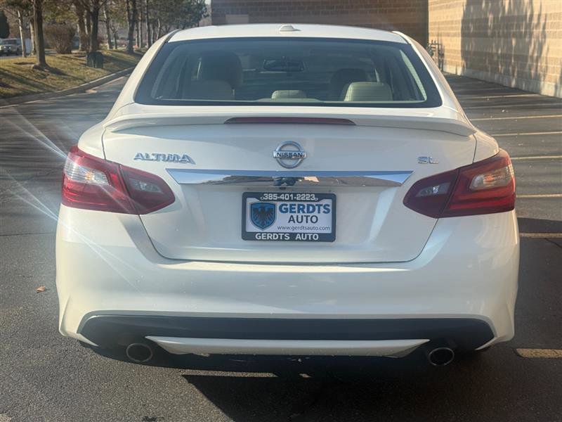 Used 2018 Nissan Altima 2.5 SL w/ 2.5 SL Technology Package image 4
