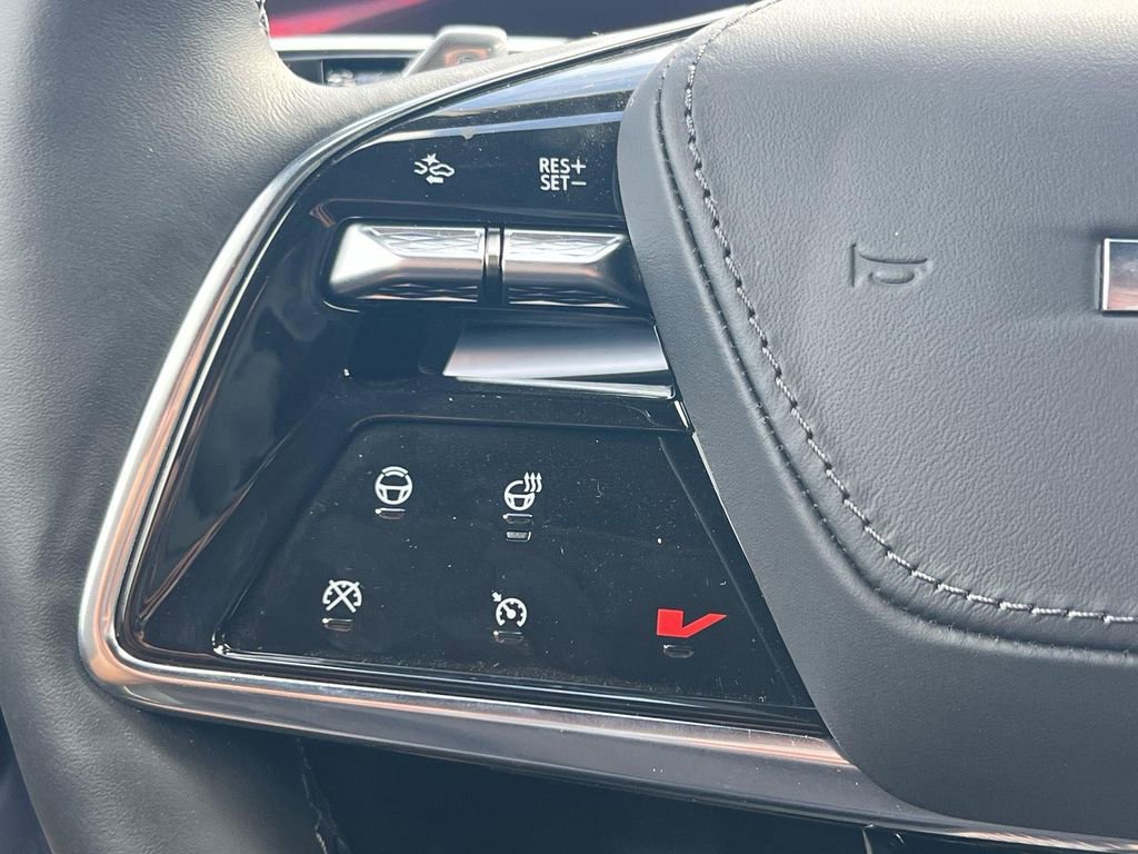 New 2026 Cadillac Lyriq V image 13