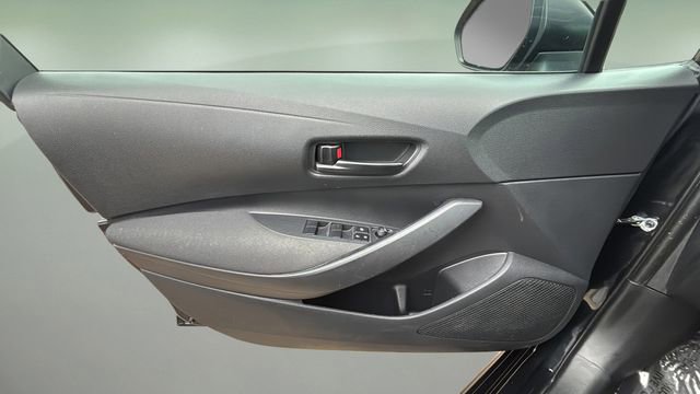 Used 2023 Toyota Corolla LE image 17