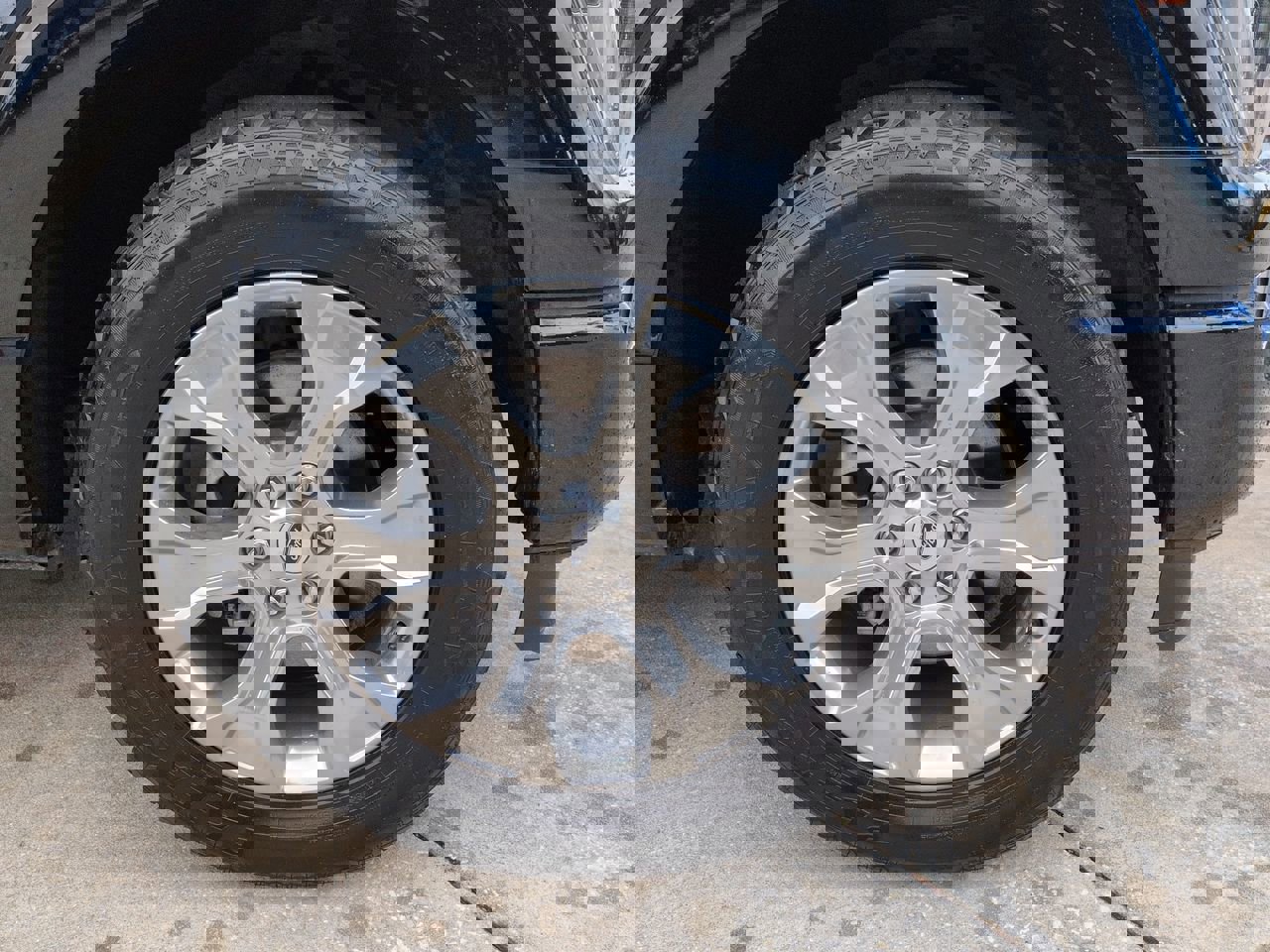 Used 2023 Ford F150 Platinum image 11