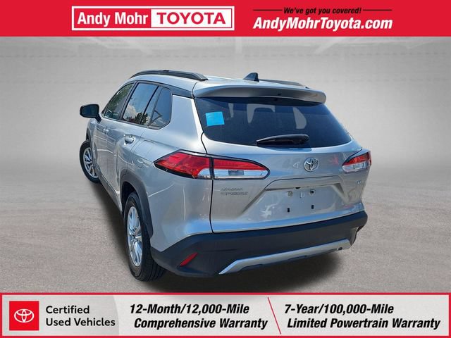 Certified 2025 Toyota Corolla Cross LE FWD image 5