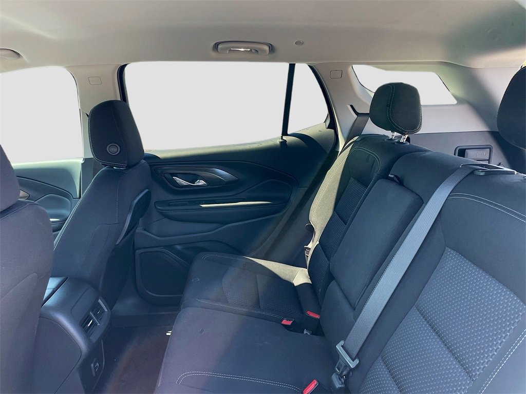 Used 2022 GMC Terrain SLE w/ Driver Convenience Package image 19