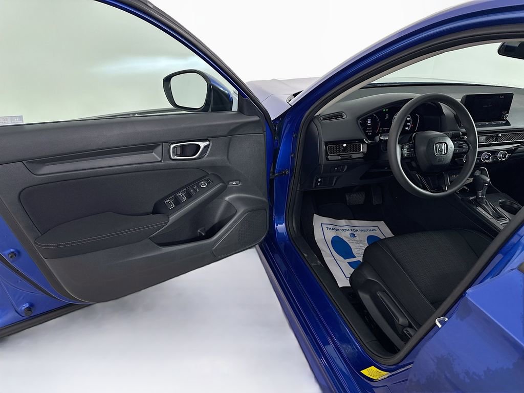 Used 2023 Honda Civic LX image 9