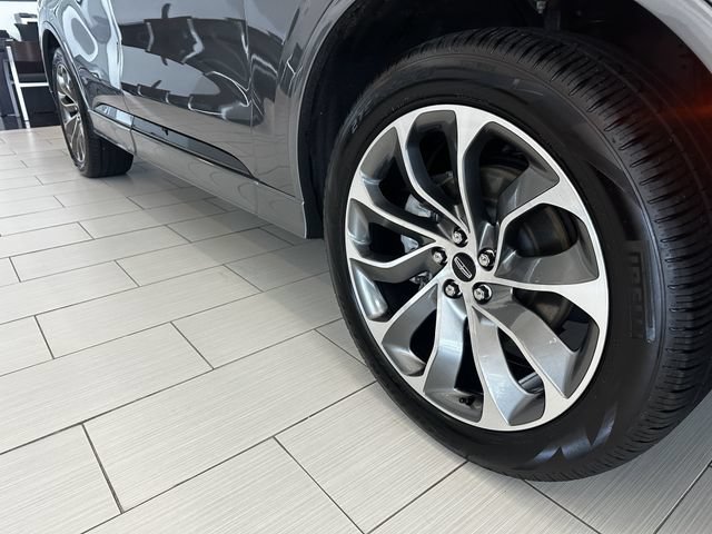 Certified 2025 Lincoln Aviator AWD w/ Jet Appearance Package image 10