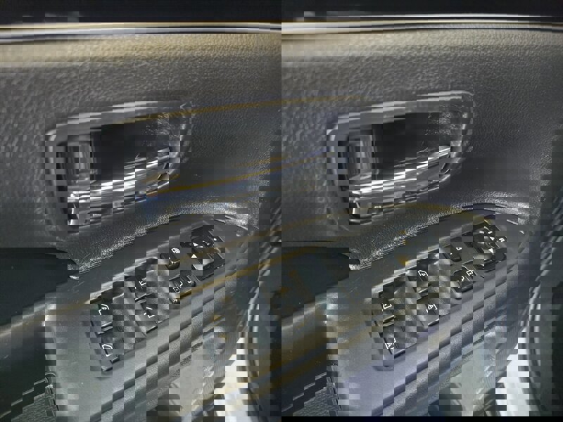 Used 2019 Mitsubishi Outlander SE image 19