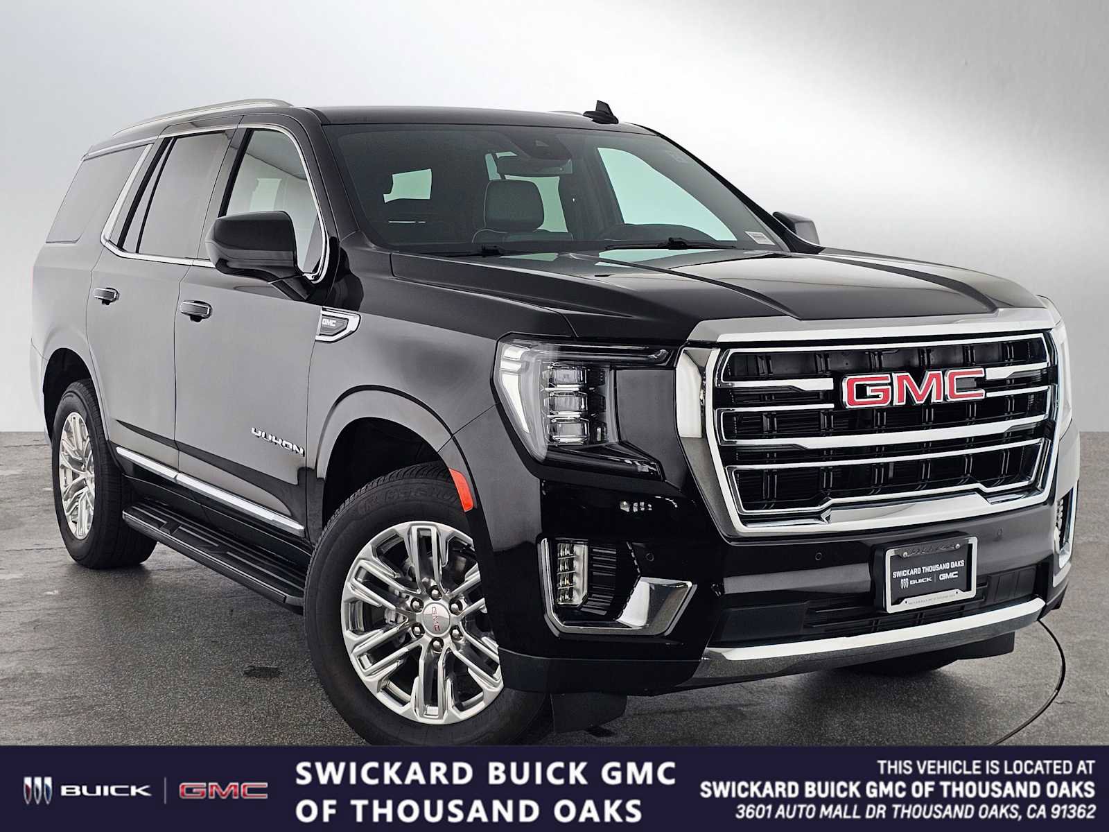 Used 2024 GMC Yukon SLT image 1