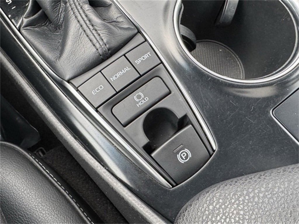 Certified 2018 Toyota Camry XSE w/ Protection Package (Q2) image 14