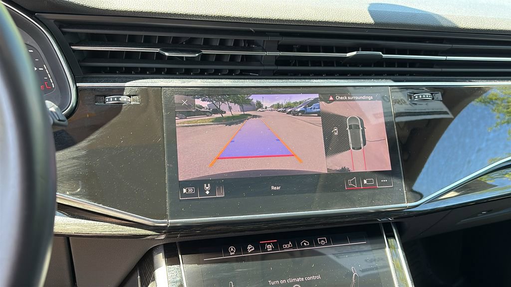 Used 2019 Audi Q8 Premium Plus w/ Premium Plus AWD/4WD image 19