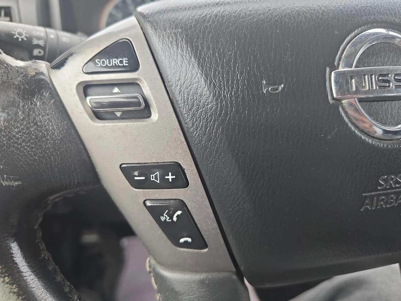 Used 2014 Nissan Titan SV w/ SV Premium Utility Package image 26