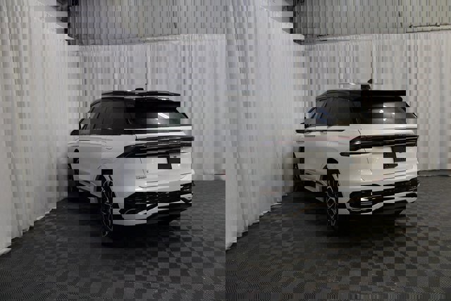 New 2026 Lincoln Nautilus Reserve image 45