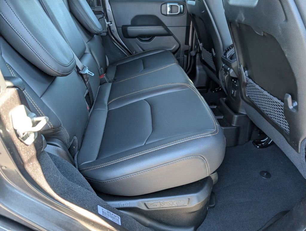 Used 2024 Jeep Wrangler Unlimited Sahara image 42