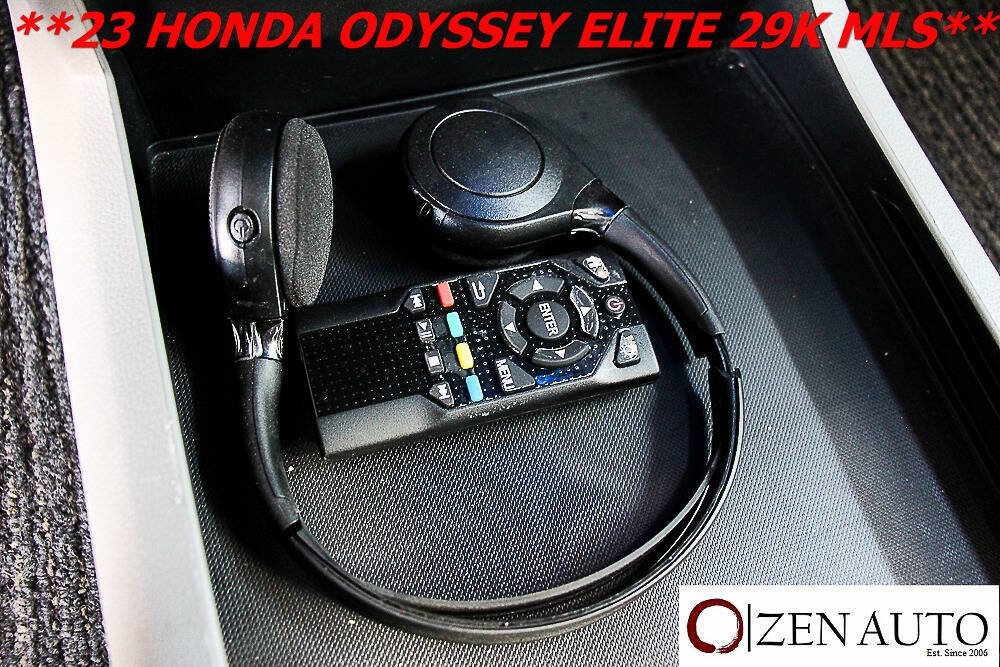 Used 2023 Honda Odyssey Elite image 13