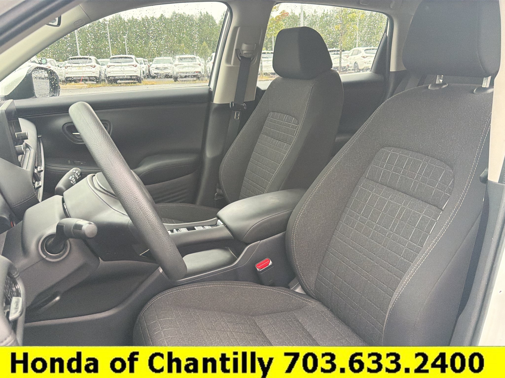 Used 2024 Honda HR-V LX image 23