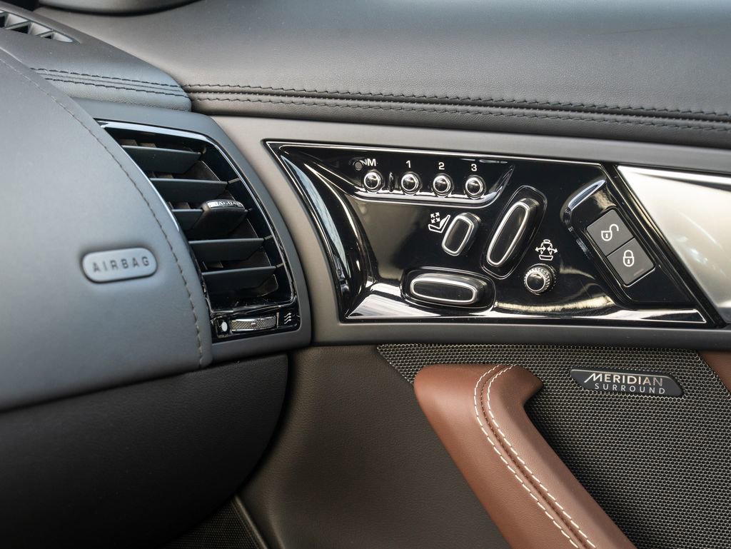 Used 2016 Jaguar F-TYPE S image 24