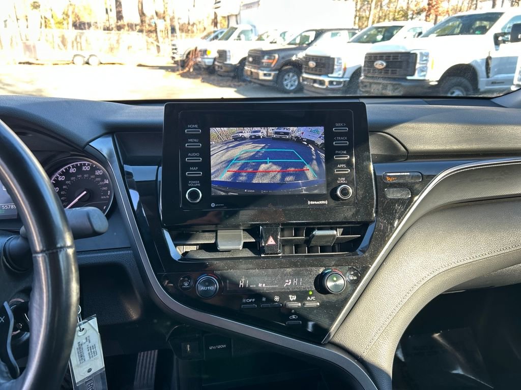 Used 2024 Toyota Camry SE image 17