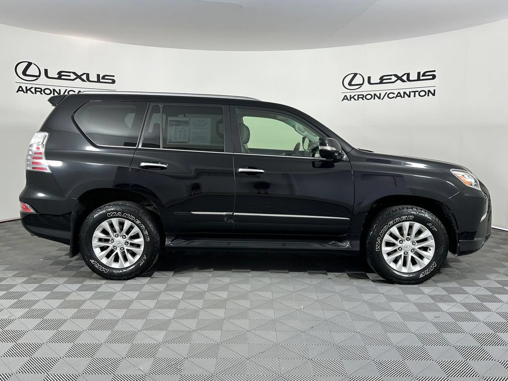 Used 2016 Lexus GX 460 w/ Premium Package AWD/4WD image 6
