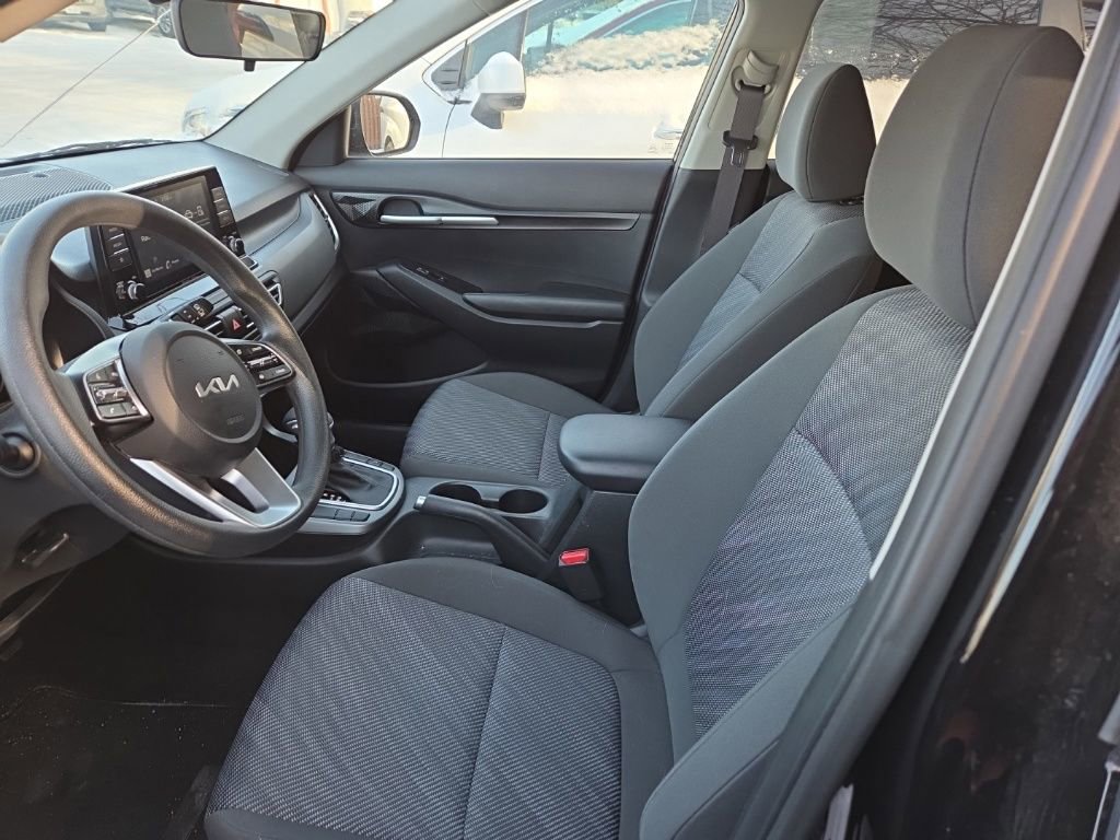 Certified 2023 Kia Seltos LX image 15