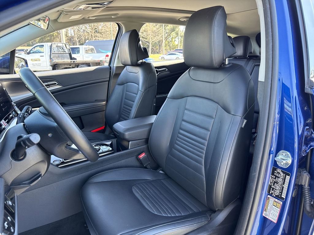 Used 2023 Kia Sportage SX image 8