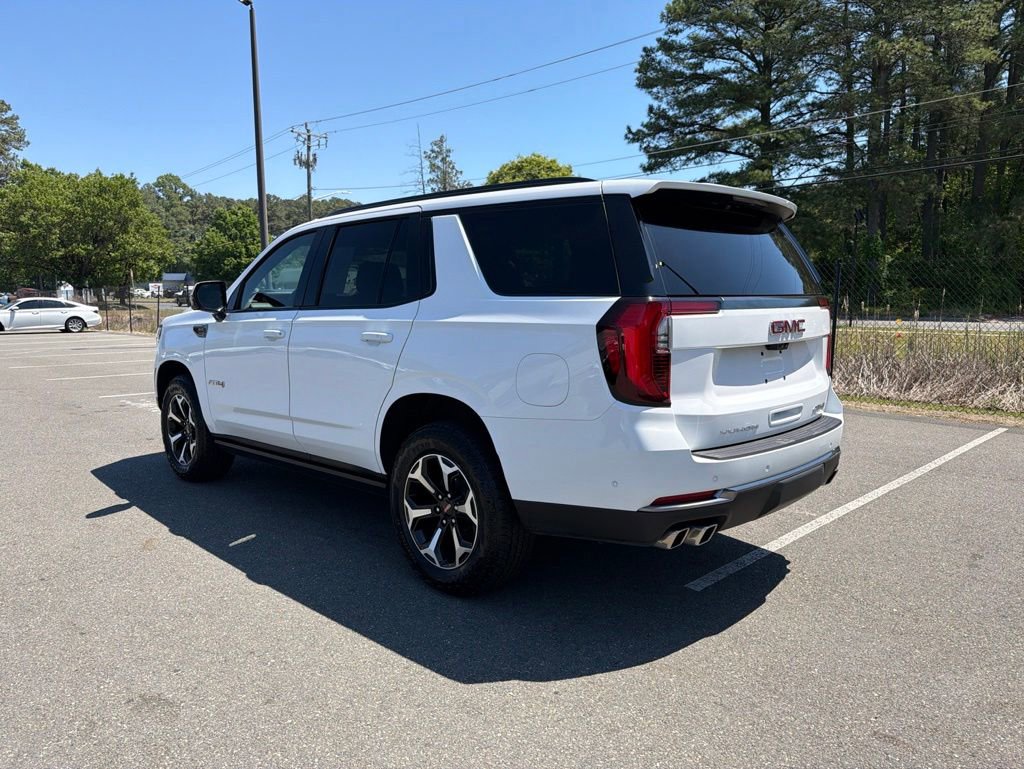 Used 2025 GMC Yukon AT4 w/ AT4 Premium Package AWD/4WD image 7