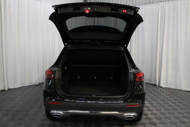 New 2025 Mercedes-Benz GLA 250 4MATIC image 7
