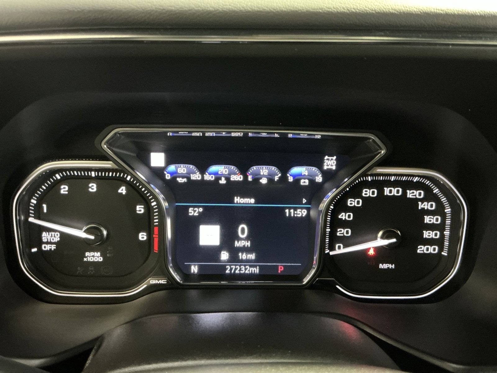 Used 2021 GMC Yukon Denali AWD/4WD image 18