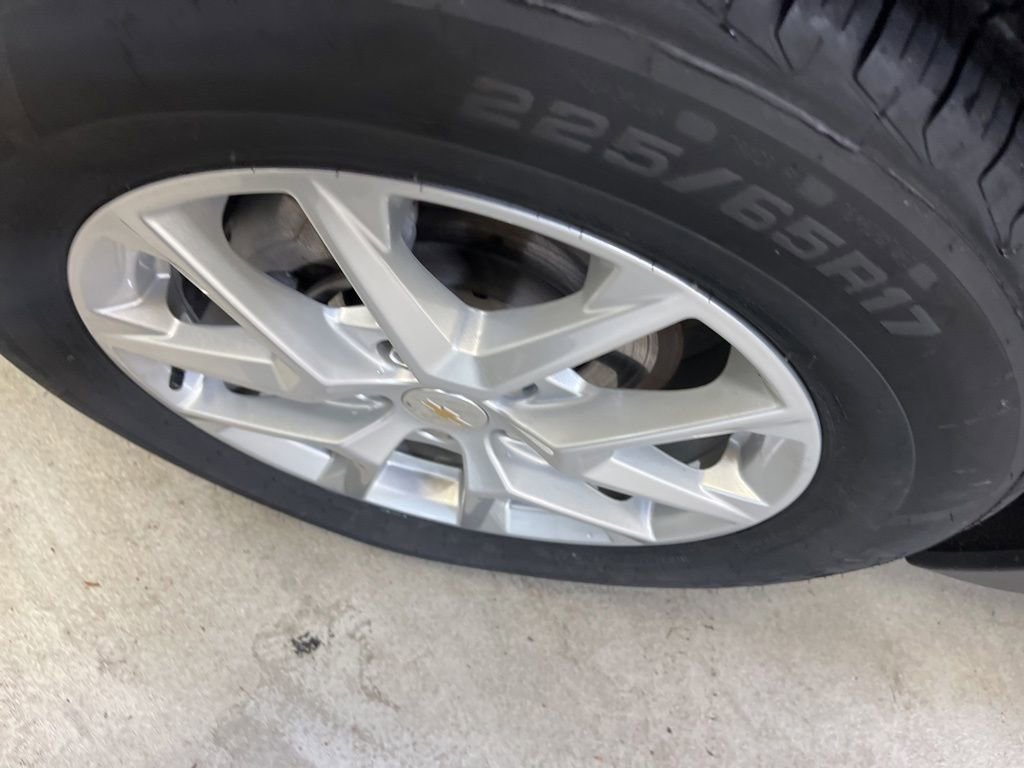 Used 2024 Chevrolet Equinox LT AWD/4WD image 10