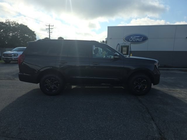New 2027 Ford Expedition Tremor AWD/4WD image 2
