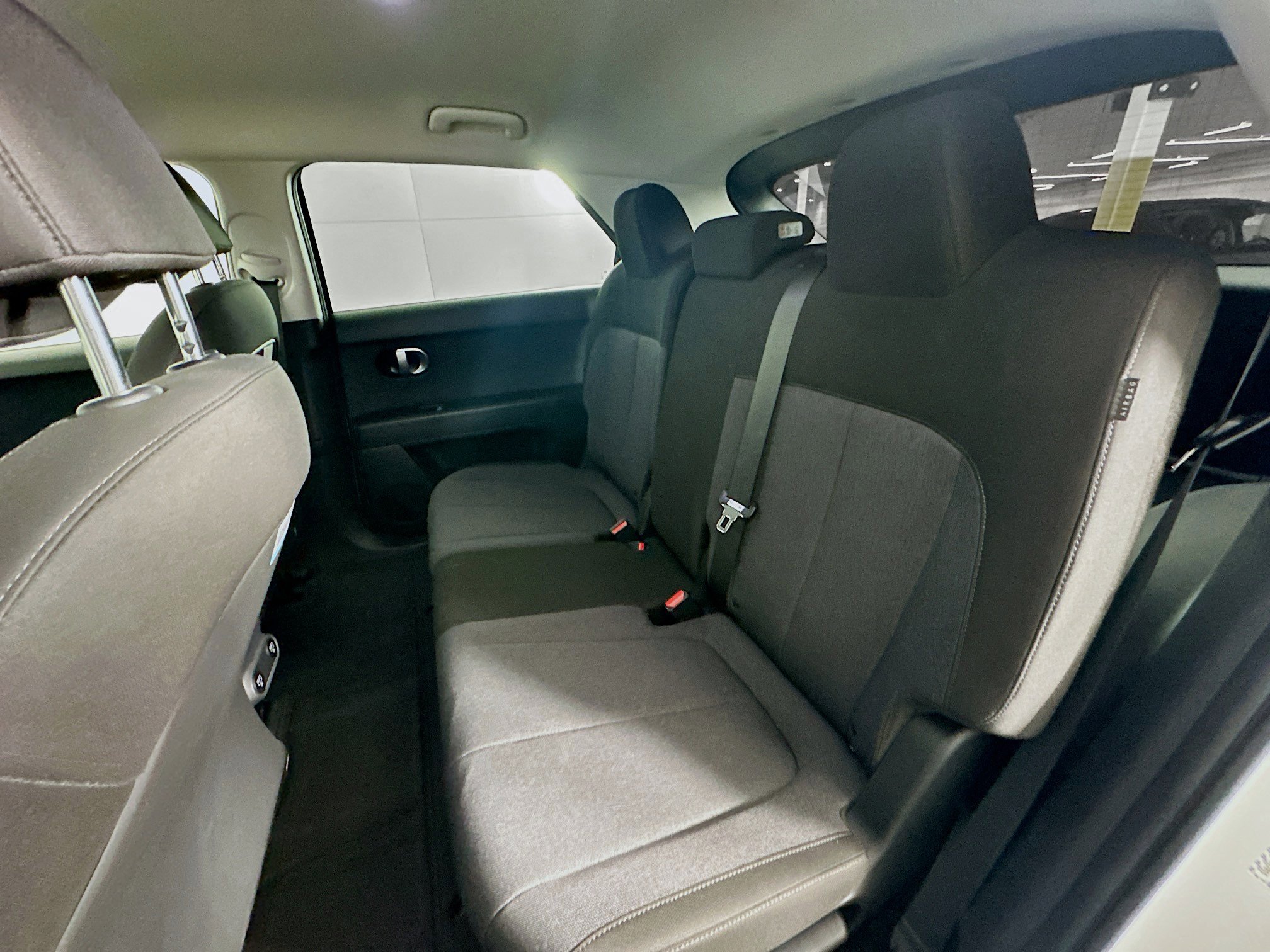 Used 2024 Hyundai Ioniq 5 SE RWD image 27