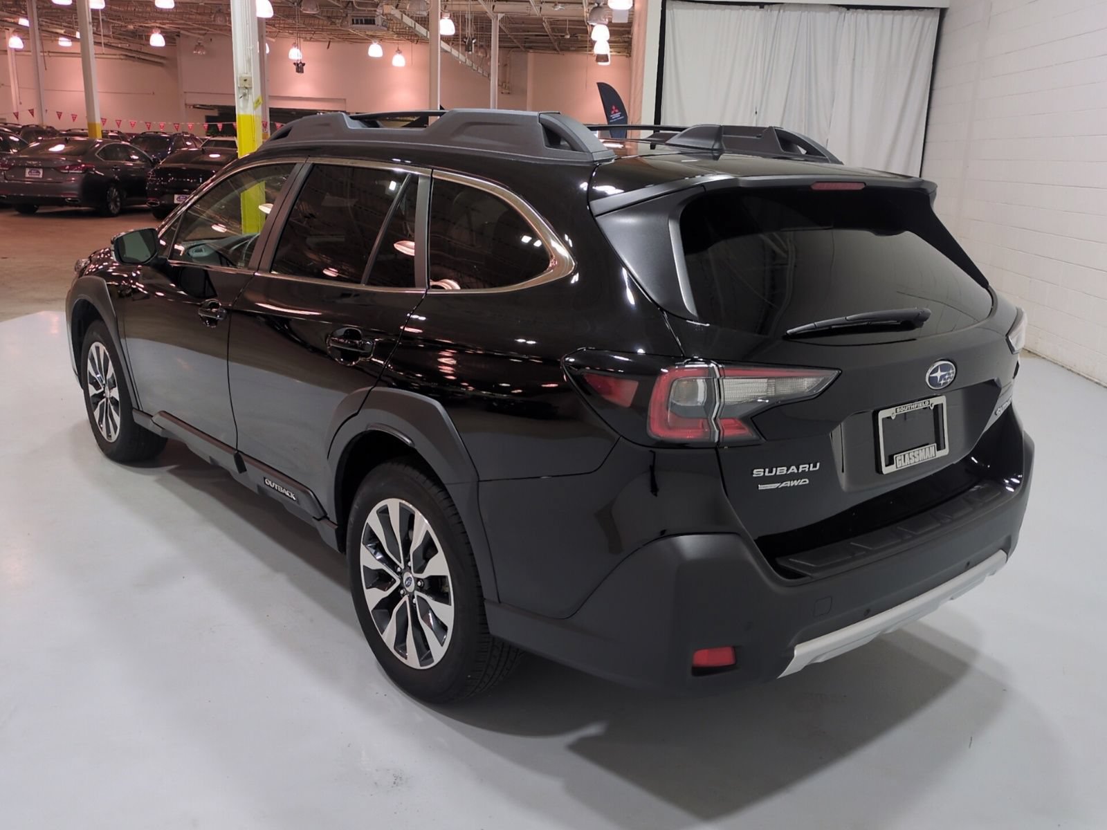 Certified 2024 Subaru Outback Limited AWD/4WD image 5