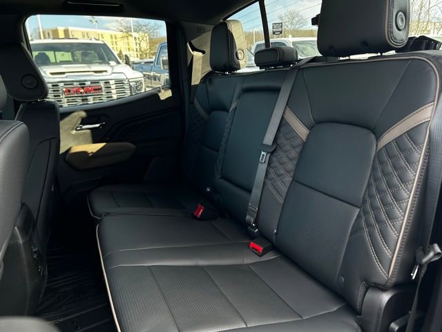 New 2026 GMC Canyon Denali w/ LPO, Denali Black Edition image 27