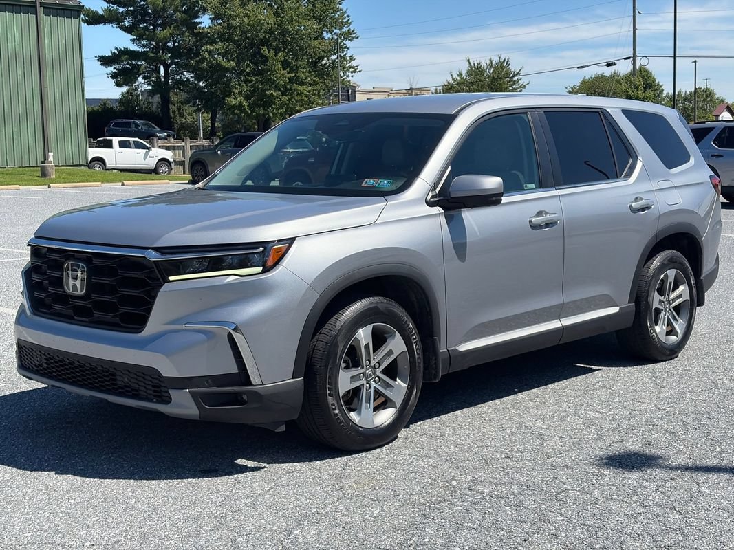Used 2023 Honda Pilot EX-L image 3