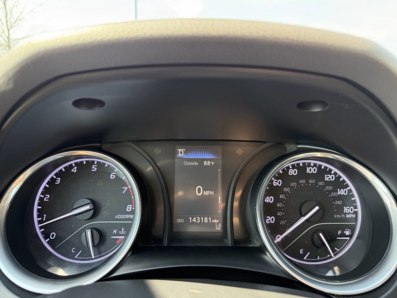 Used 2018 Toyota Camry LE image 25