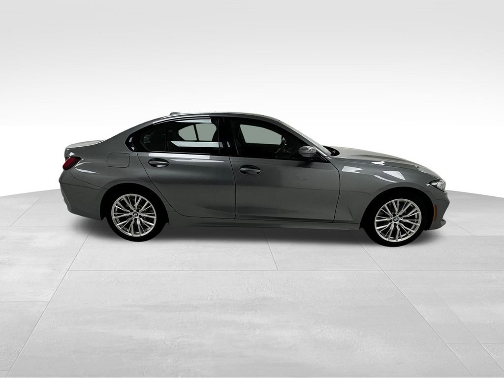 Used 2023 BMW 330i Sedan w/ Driving Assistance Package image 8